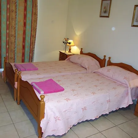 Βίλα Cyprus Beach Villas